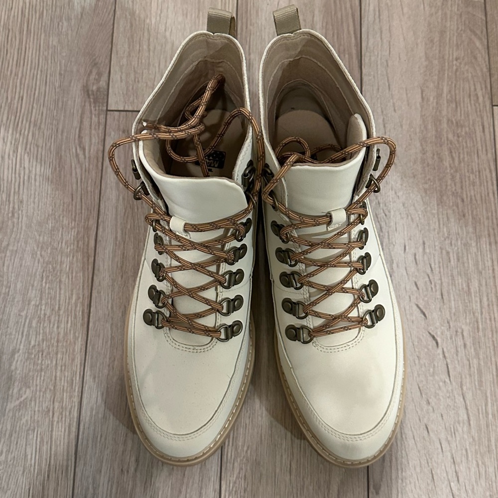 Teva Midform Boot - Picture 6 of 7